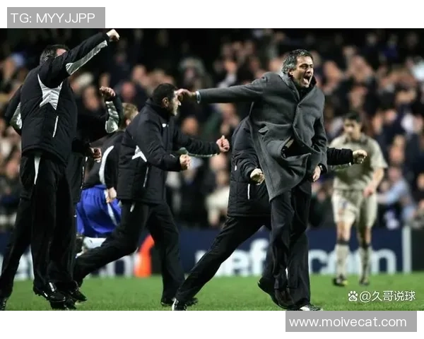 激情瞬间足球巨星进球后热血庆祝全场沸腾见证荣耀时刻