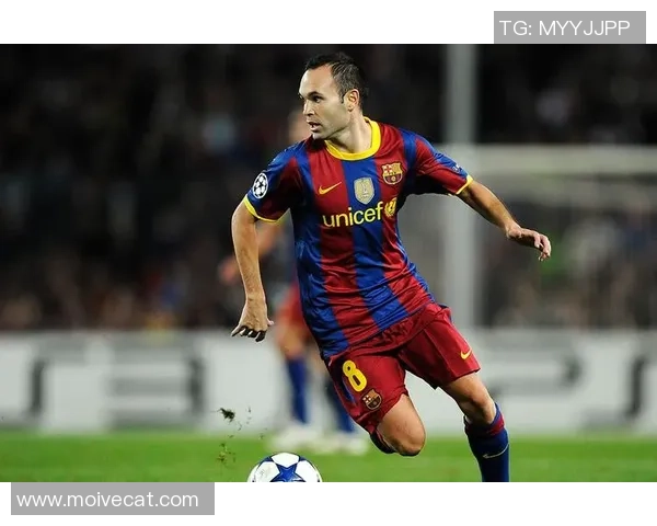 足球技术最为出色的球员盘点 他们的精彩操作和独特技巧解析